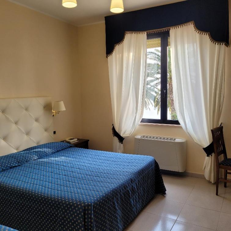 Hotel Eden Sul Lago Bolsena Kültér fotó