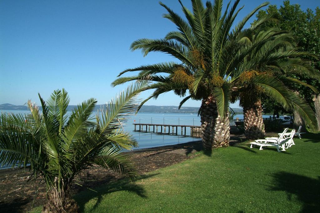 Hotel Eden Sul Lago Bolsena Kültér fotó